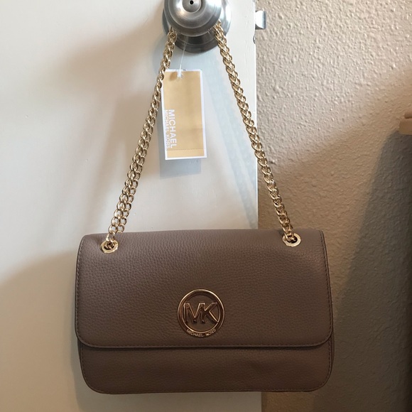 MICHAEL KORS WOMAN’S PURSE - Picture 3 of 5